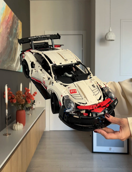 Картина з конструктором Porsche 911 RSR