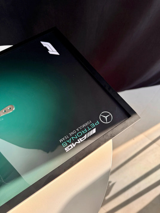 Картина під конструктор Mercedes AMG F1 W14