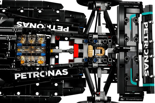 Конструктор Mercedes AMG F1 W14